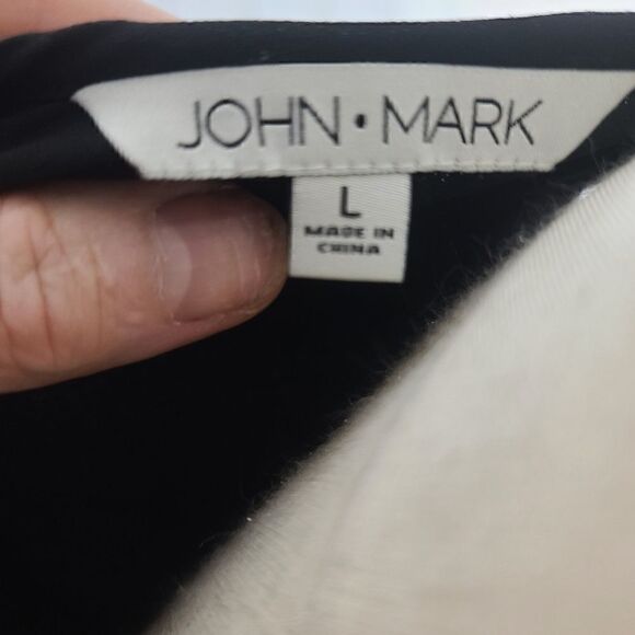 John Mark Black Sleeveless Blouse with Front Fringe. EUC SIZE LARGE - Picture 5 of 8